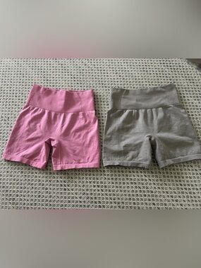 Seamless High-Waist Shorts Duo - Pink & Tan